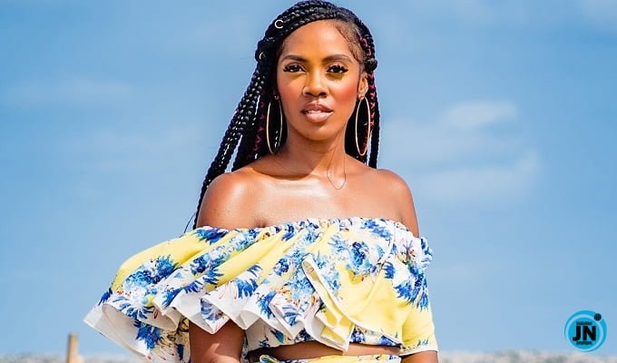 biografi tiwa savage