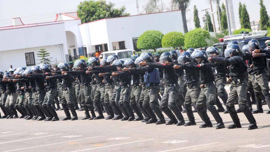 Nigeria polisnummer Hur man ringer 911 i Nigeria