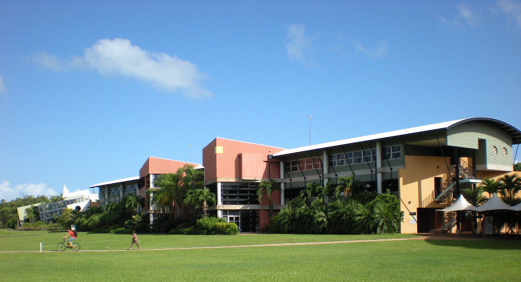Австралийские университеты, которые принимают третий класс.