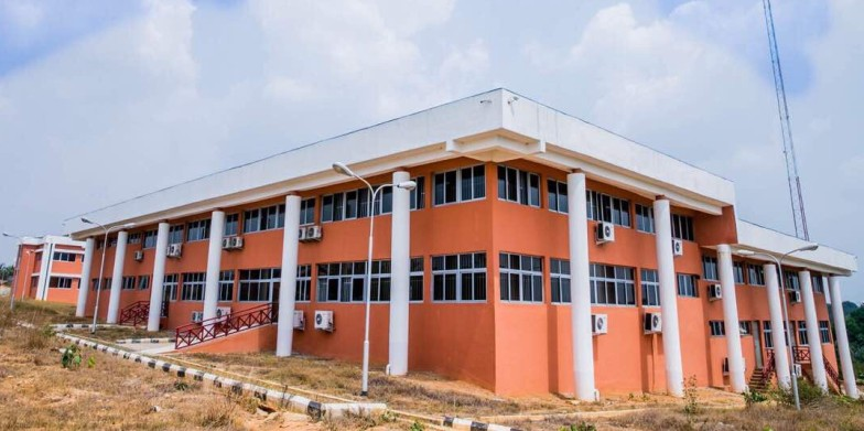 Ibadan 및 Oyo State 나이지리아의 대학 목록