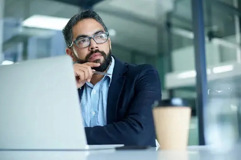 15 Businesses That Run Themselves You Should Invest In